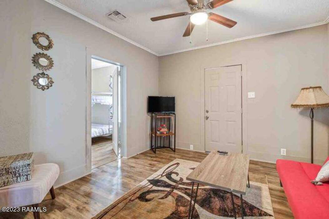 New Iberia, LA 70560,125 1/2 Taylor ST