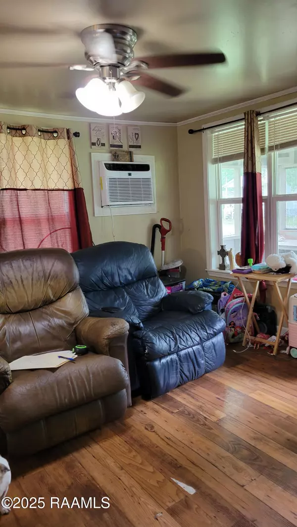 Duson, LA 70529,205 F ST