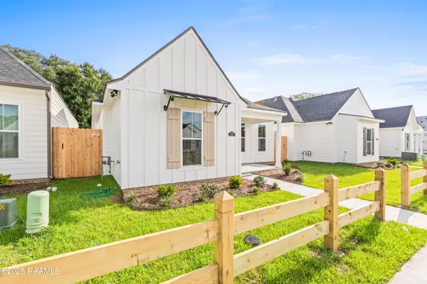 Lafayette, LA 70506,117 Grenadine DR