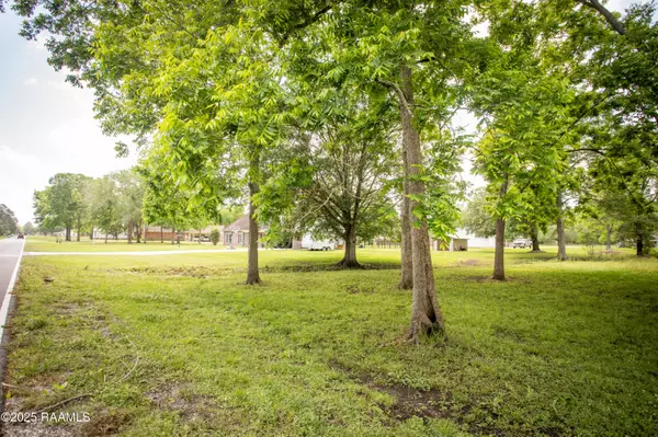 Tbd Earline DR, Breaux Bridge, LA 70517