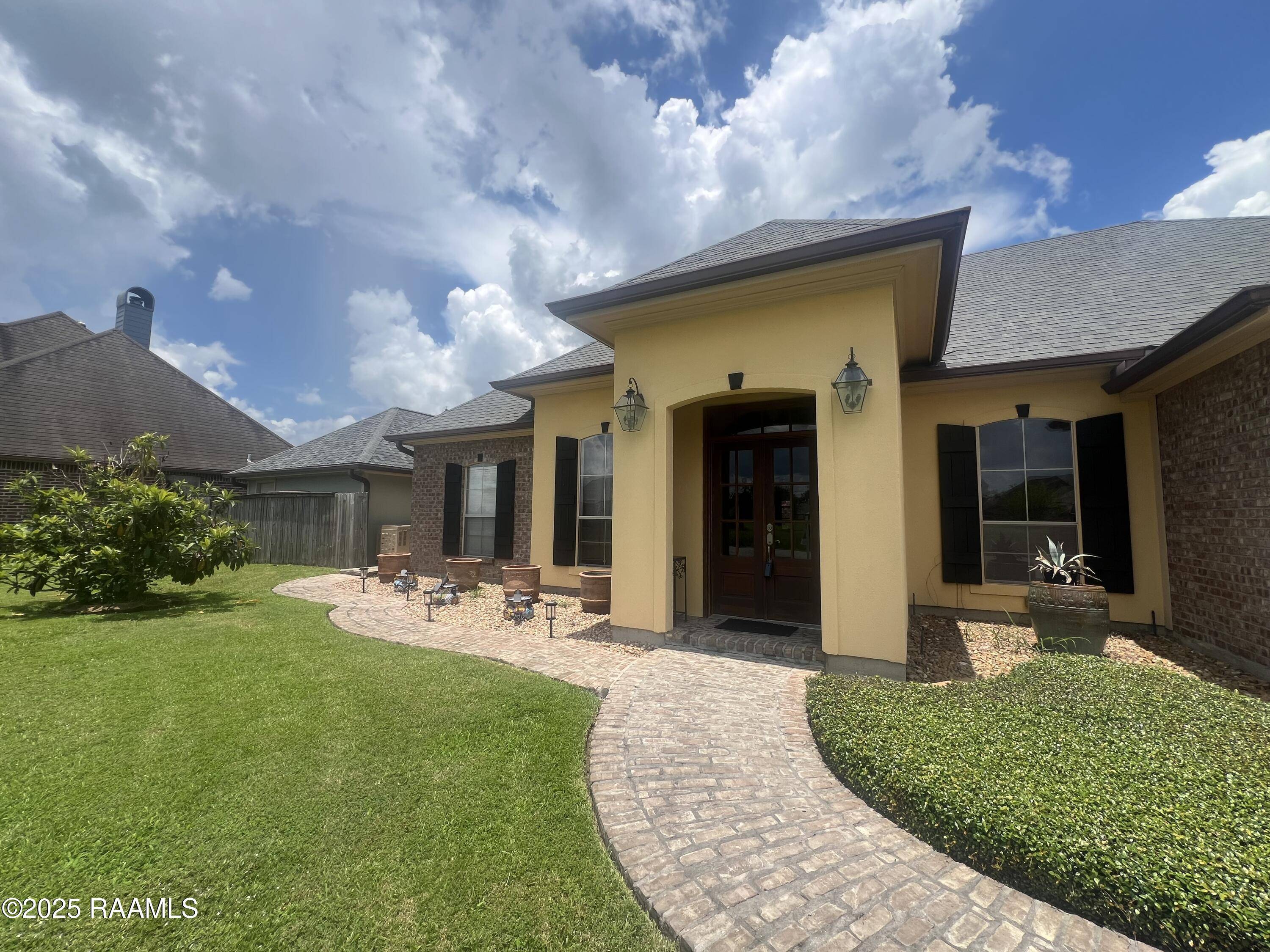 Youngsville, LA 70592,102 Gaslight LN