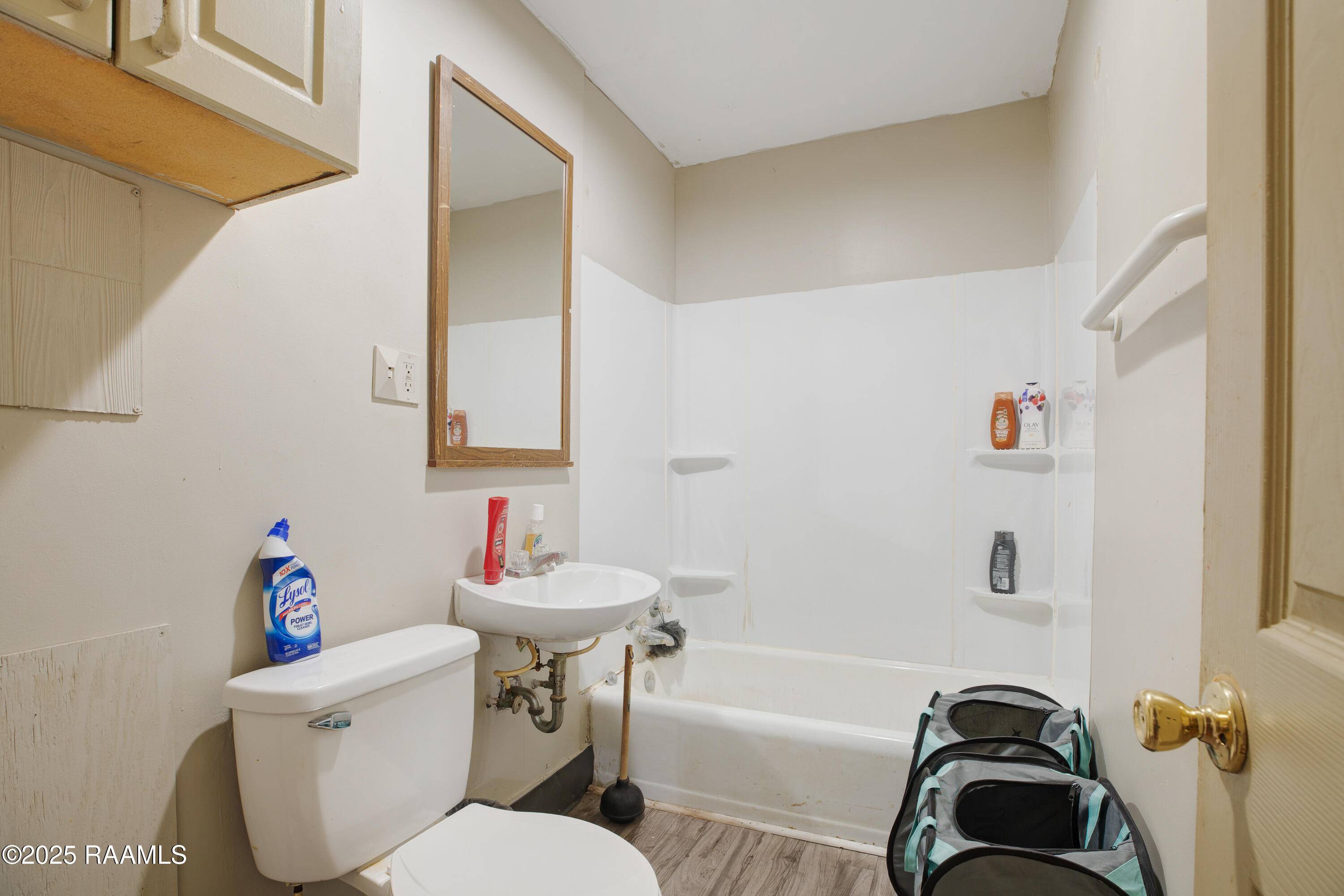 New Iberia, LA 70560,1405 Pelican ST