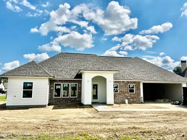 101 Cebby LN, Youngsville, LA 70592