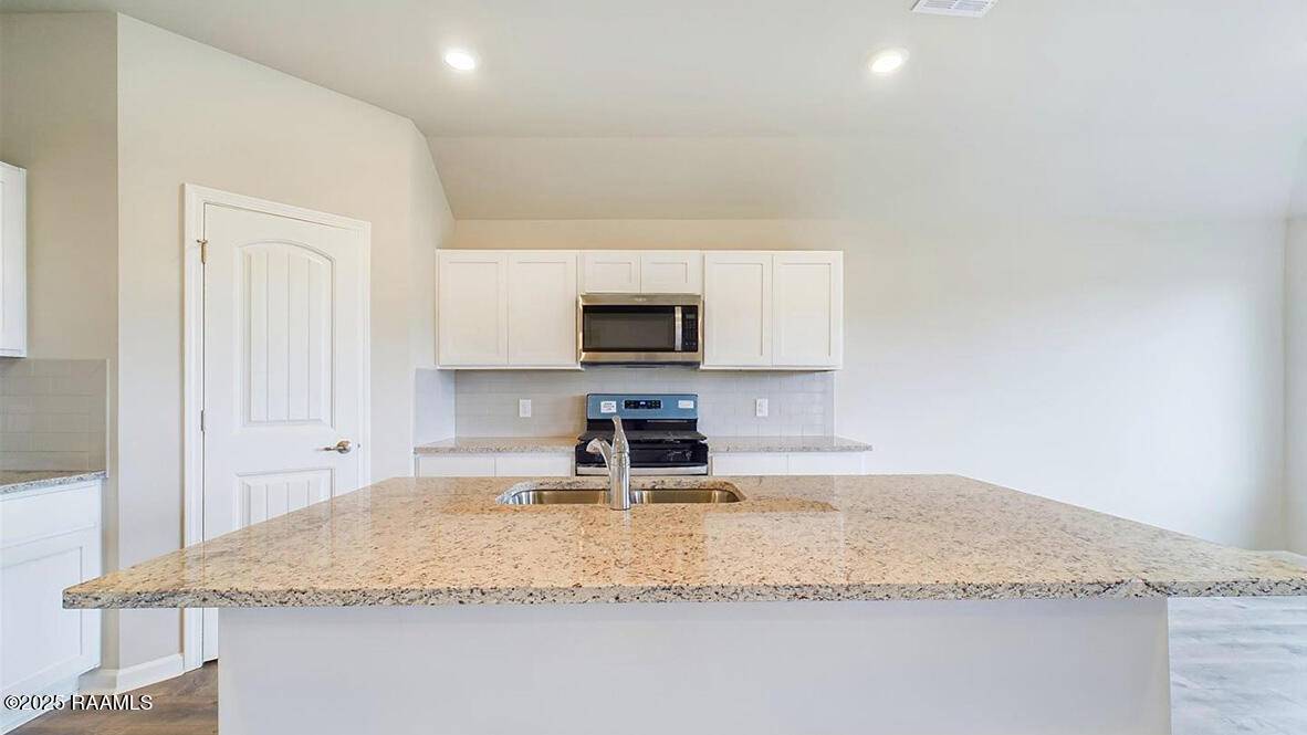 Maurice, LA 70555,125 Cottage Cove DR