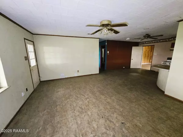 Eunice, LA 70535,1716 Woodstone RD