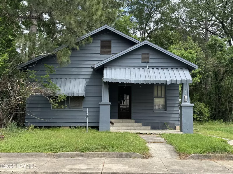 736 N Court ST, Opelousas, LA 70570