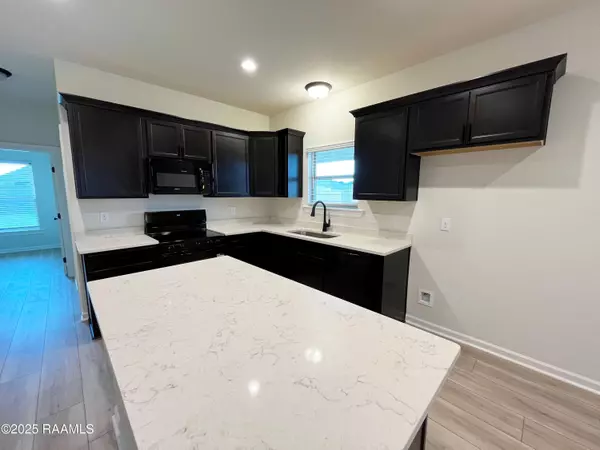 Lafayette, LA 70507,117 Cranston CT
