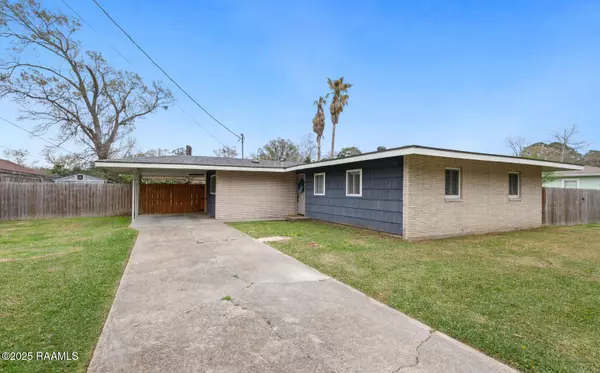 165 Antigua DR, Lafayette, LA 70508