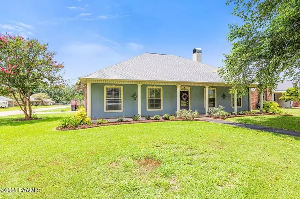 201 Rue Paon, Youngsville, LA 70592