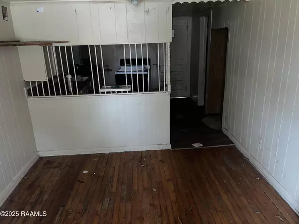 Lafayette, LA 70501,130 Champagne ST