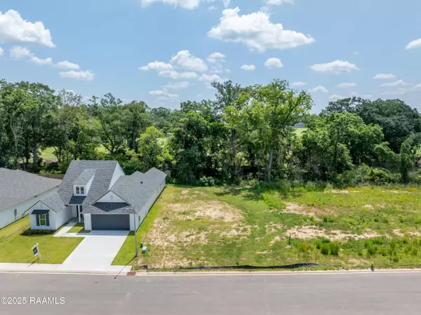 Broussard, LA 70518,613 Whispering Meadows RD