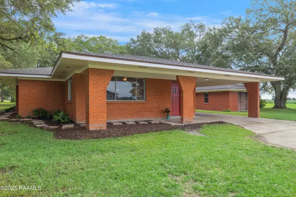 Erath, LA 70533,17639 Pelican RD