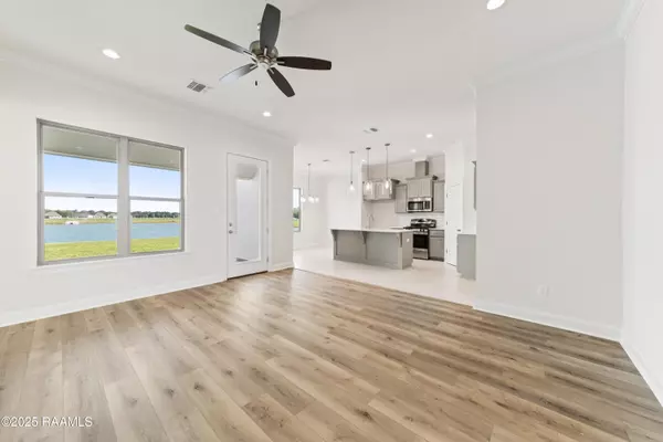 Scott, LA 70583,204 Long Creek LN