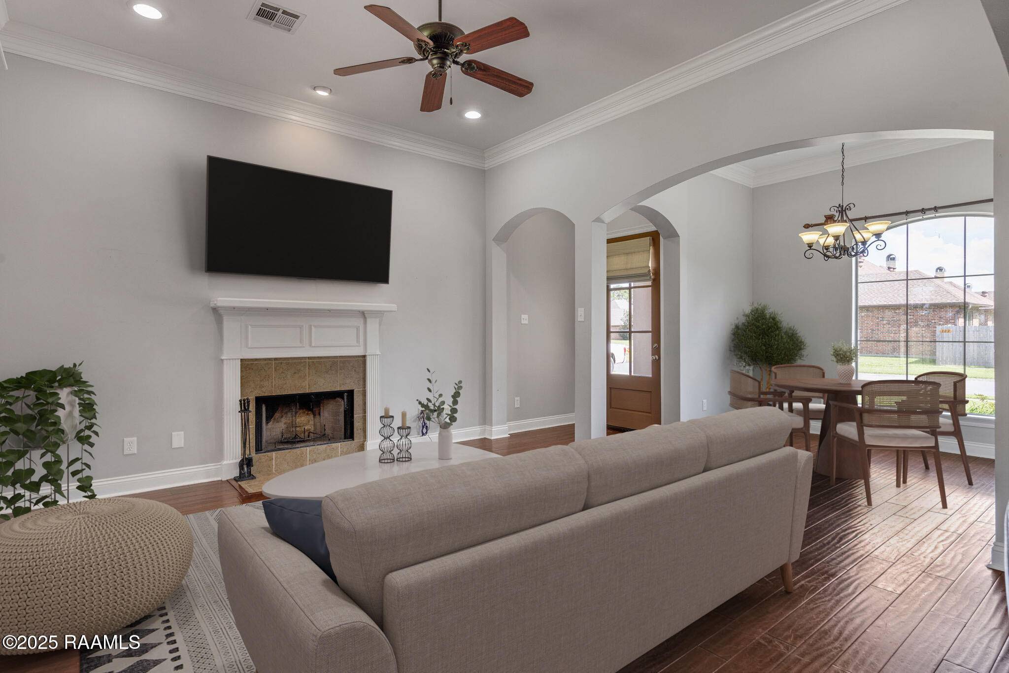 Youngsville, LA 70592,204 Red Cedar LN