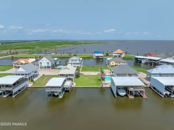 Cypremort Point, LA 70538,138 Peninsula DR