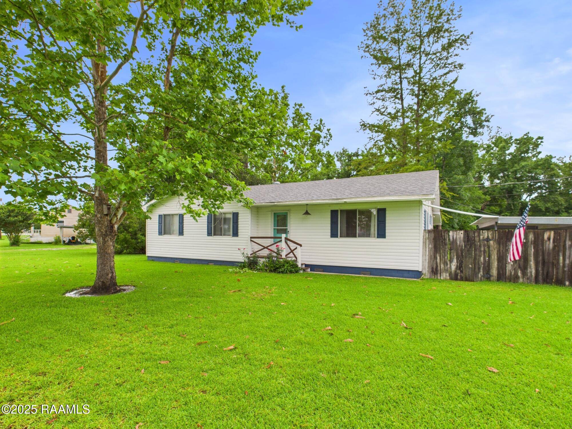 St. Martinville, LA 70582,1297 Cypress Island HWY #4w