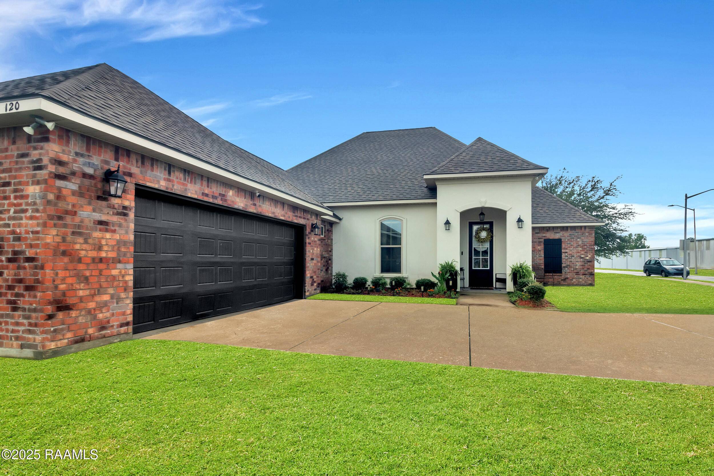 Lafayette, LA 70506,120 Atmos Energy DR