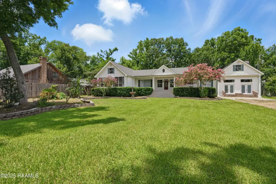157 Portneuf RD, Carencro, LA 70520