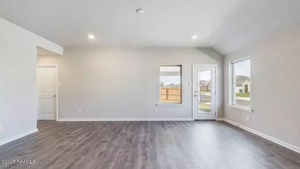 Opelousas, LA 70570,356 Crowne Parc DR