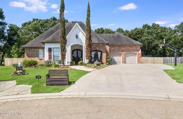 144 Cypress CV, Youngsville, LA 70592
