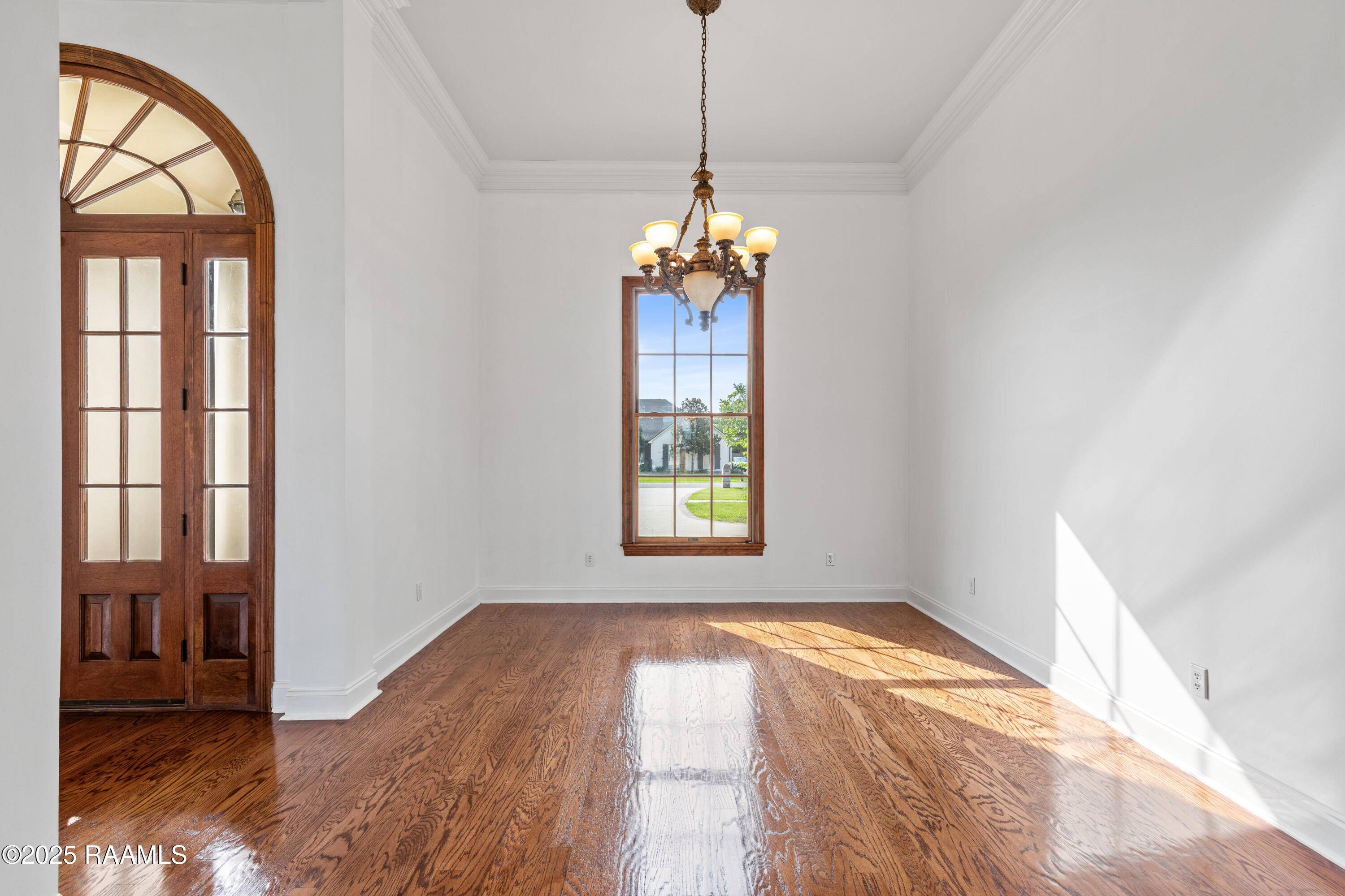 Lafayette, LA 70503,102 Solano DR