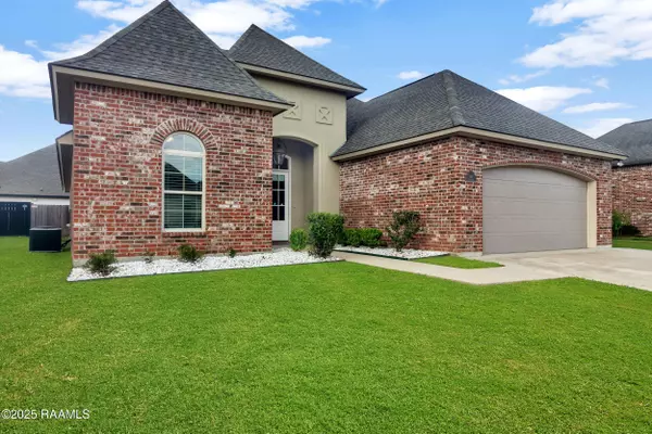 Lafayette, LA 70508,303 Woodstone DR