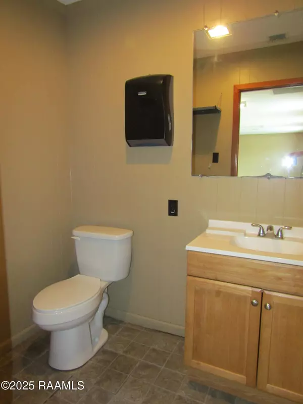 New Iberia, LA 70560,1416 Easy ST