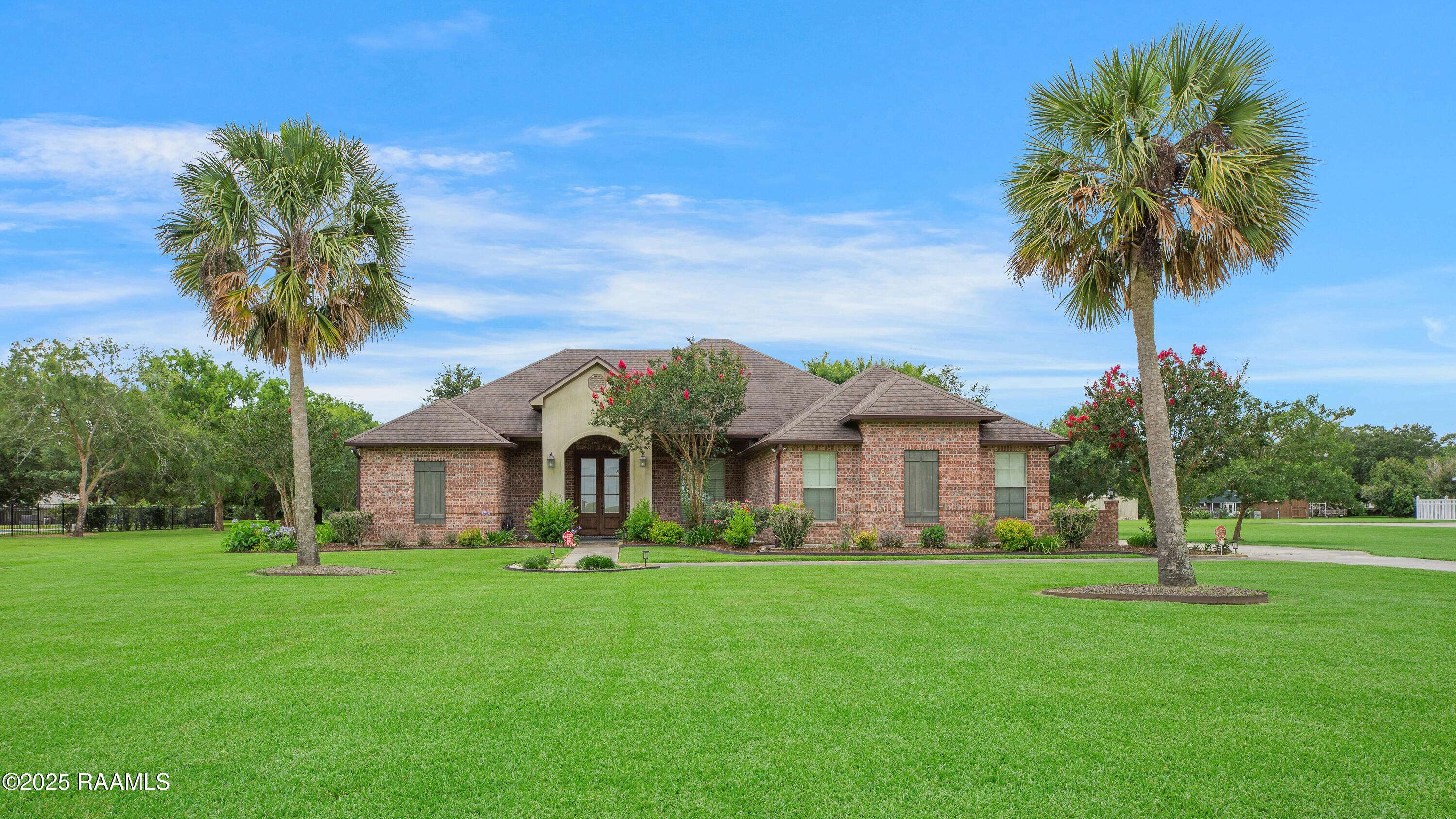 514 Lucerne DR, New Iberia, LA 70563