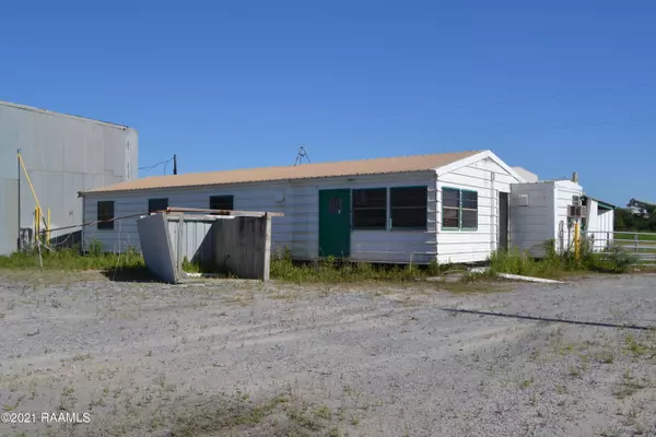 New Iberia, LA 70560,4911 S Lewis ST