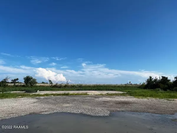 Grand Isle, LA 70358,Lot G Highway 1