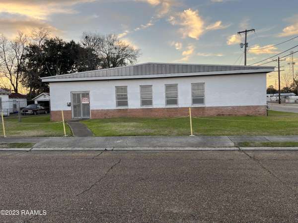 400 French, New Iberia, LA 70560