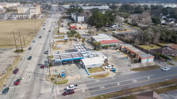 Lafayette, LA 70508,99 E Martial AVE