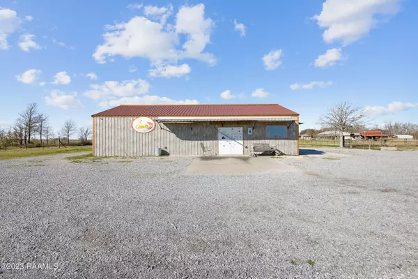 6537 S La 13, Crowley, LA 70526