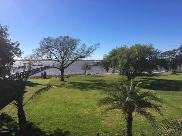 Tbd Big Lake, Lake Charles, LA 70605