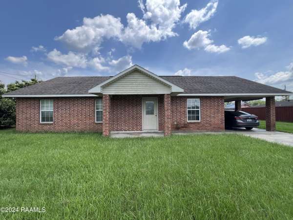 1407 Iris, Opelousas, LA 70570