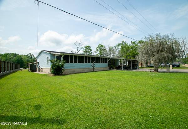 1277 E Stephensville, Morgan City, LA 70380