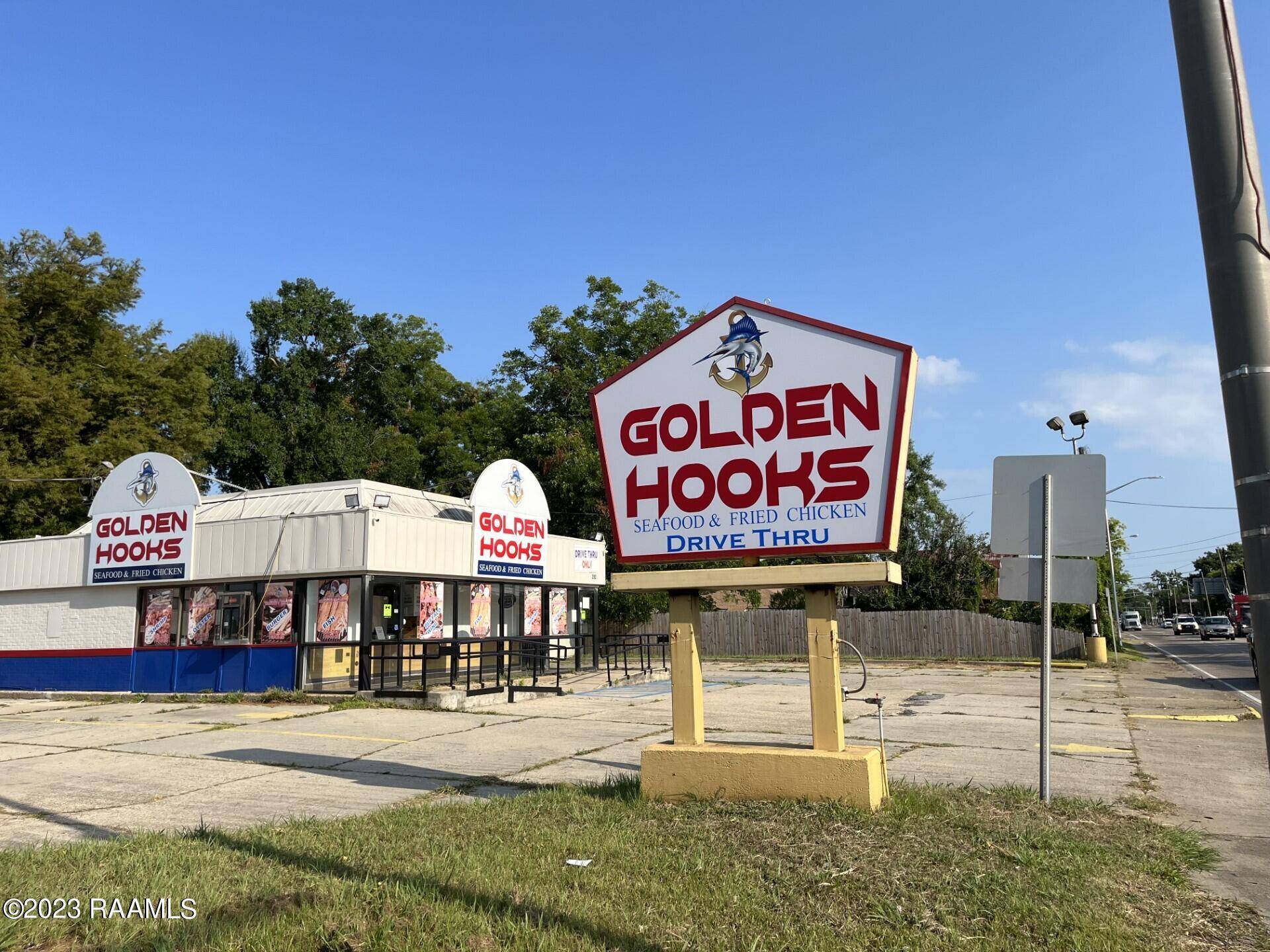 Lafayette, LA 70501,212 SW Evangeline Thruway