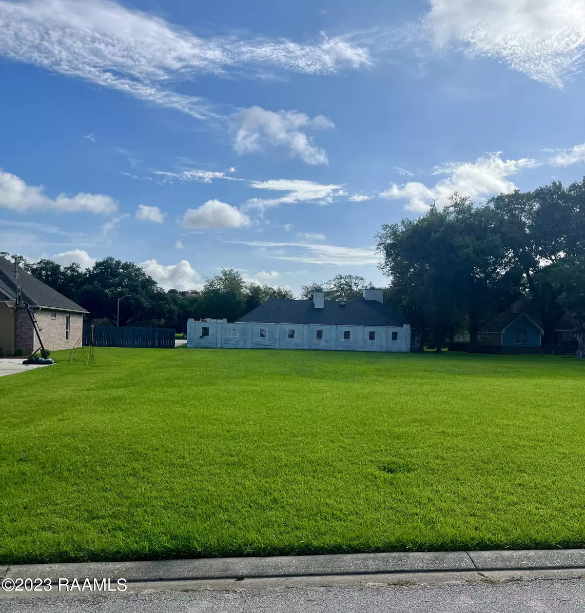 Lafayette, LA 70501,102 Rimwood