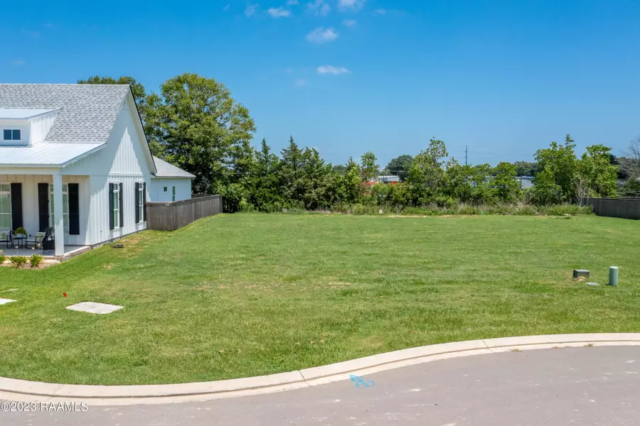 121 Trail Pointe DR, Scott, LA 70583