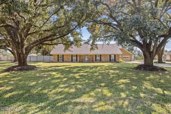 1059 Briar Patch, Broussard, LA 70518