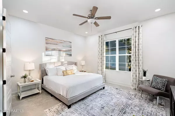 Lafayette, LA 70508,406 E Martial AVE