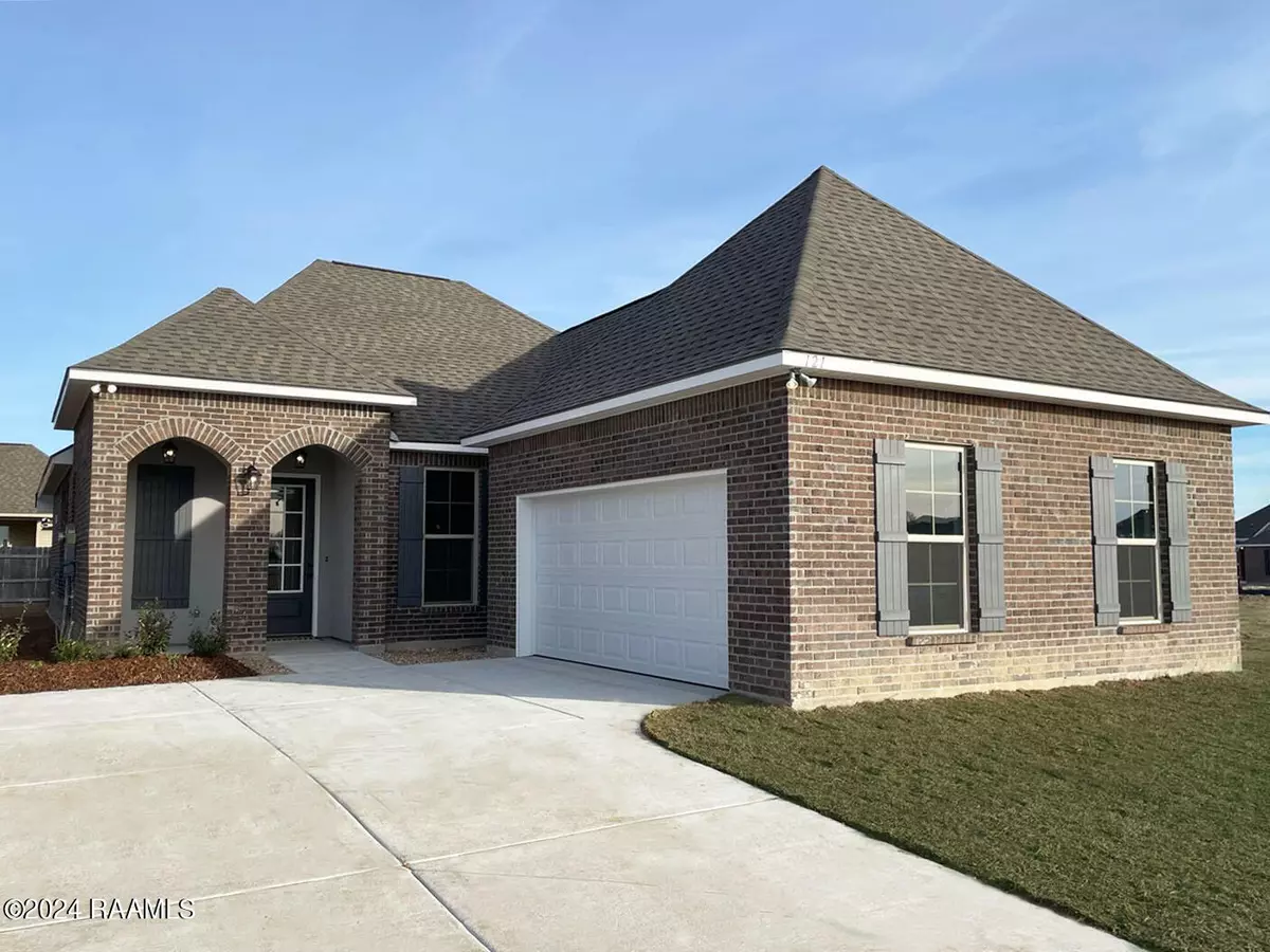 Lafayette, LA 70506,121 Elmwood Meadows