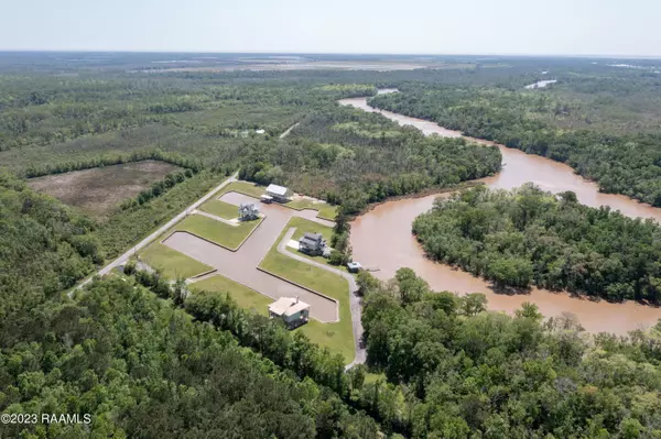 Abbeville, LA 70510,9402 Amberjack