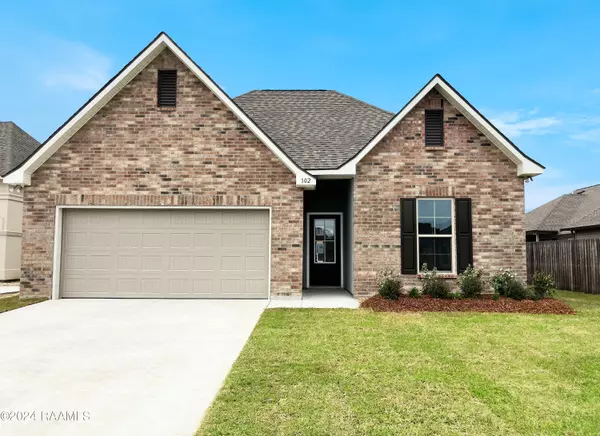 102 Elmwood Meadows, Lafayette, LA 70506