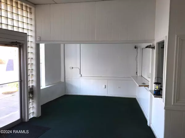 Jeanerette, LA 70544,1418 E Main ST