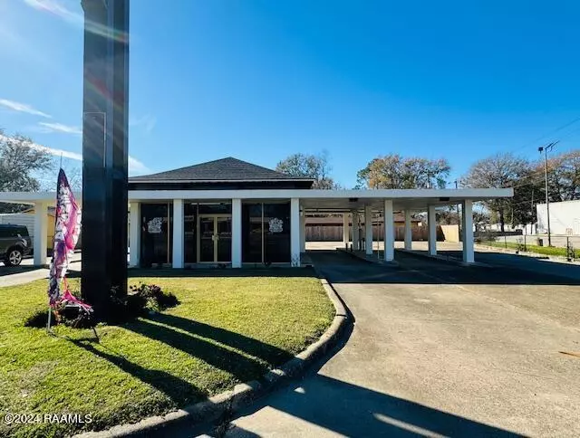 Opelousas, LA 70570,1137 N Main ST