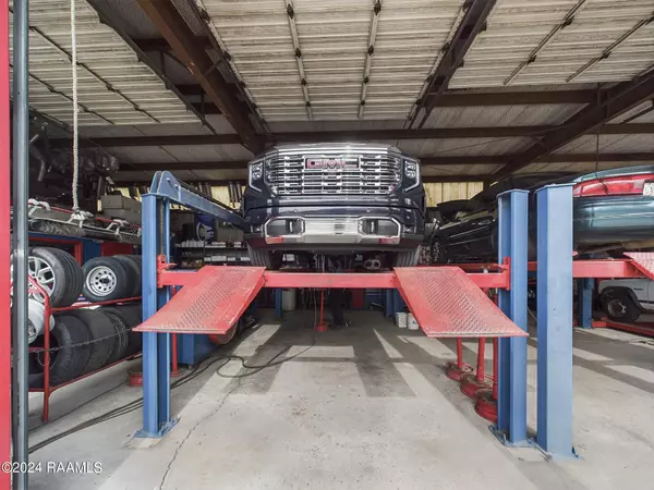 Lafayette, LA 70501,401 & 403 Eighth ST