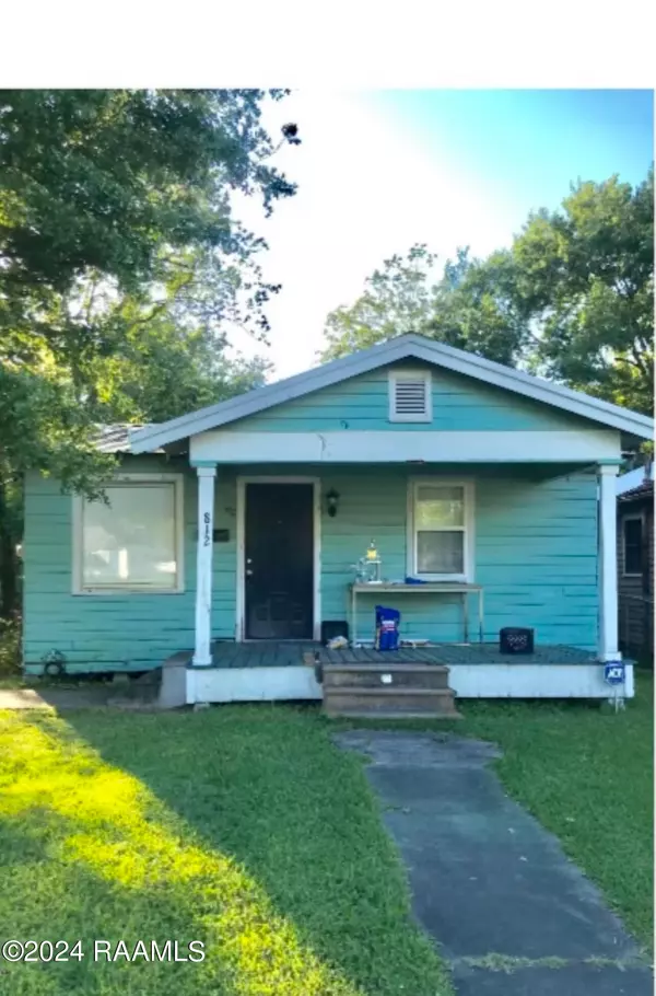 812 Washington, St. Martinville, LA 70582