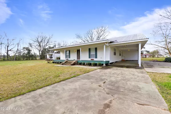 St. Martinville, LA 70582,1230 Hebert