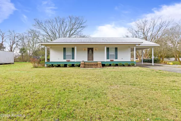 1230 Hebert, St. Martinville, LA 70582